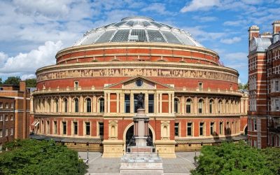 The World’s First Open (Professional) Badminton Tournament